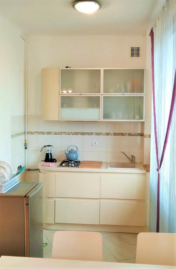 Apartament Hallera Square Warsaw 27M2 Zewnętrze zdjęcie