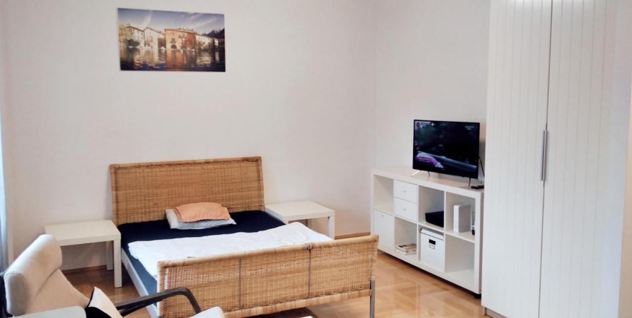 Apartament Hallera Square Warsaw 27M2 Zewnętrze zdjęcie